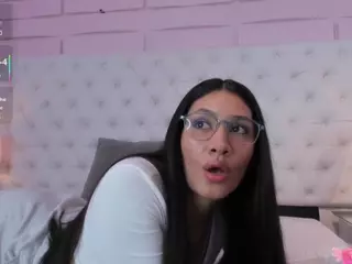 alondra77's Live Sex Cam Show