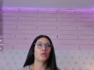 alondra77's Live Sex Cam Show