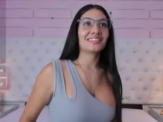 alondra77's Live Sex Cam Show