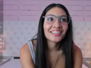 alondra77's Live Sex Cam Show