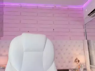 alondra77's Live Sex Cam Show