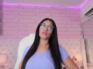alondra77's Live Sex Cam Show