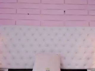 alondra77's Live Sex Cam Show