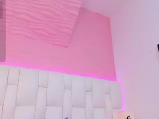 alondra77's Live Sex Cam Show