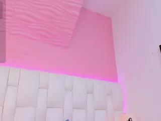 alondra77's Live Sex Cam Show