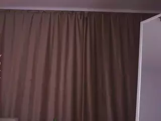 Bestie-Kiki's Live Sex Cam Show