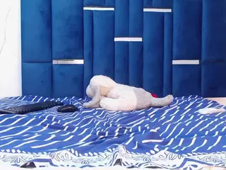 Britany-Fox's Live Sex Cam Show