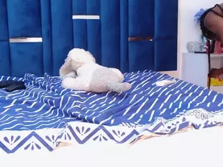 Britany-Fox's Live Sex Cam Show