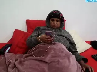 Busttyebony25's Live Sex Cam Show