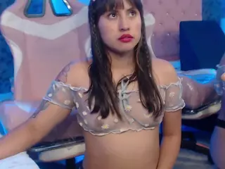 EvaaRoux's Live Sex Cam Show
