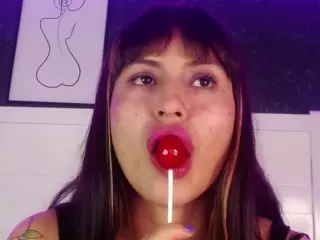 EvaaRoux's Live Sex Cam Show