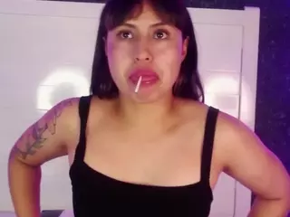 EvaaRoux's Live Sex Cam Show