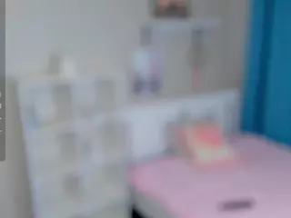 GaynaCowee's Live Sex Cam Show