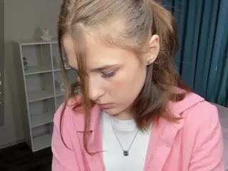 GaynaCowee's Live Sex Cam Show