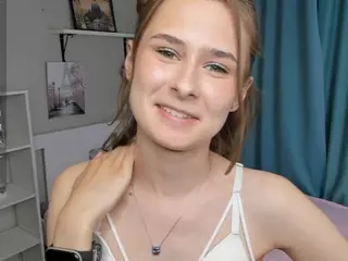 GaynaCowee's Live Sex Cam Show