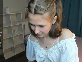 GaynaCowee's Live Sex Cam Show