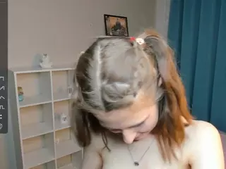 GaynaCowee's Live Sex Cam Show