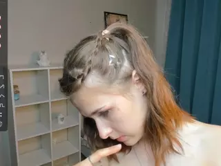 GaynaCowee's Live Sex Cam Show