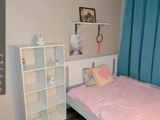 GaynaCowee's Live Sex Cam Show