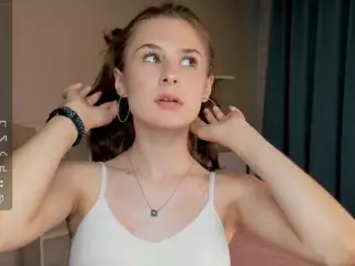 GaynaCowee's Live Sex Cam Show