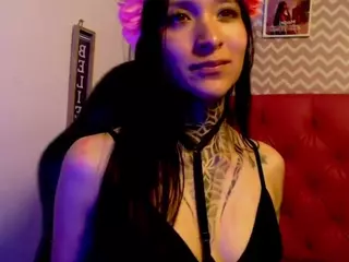 isabela-pretty's Live Sex Cam Show
