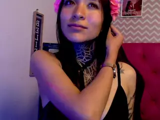 isabela-pretty's Live Sex Cam Show