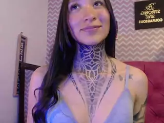 isabela-pretty's Live Sex Cam Show