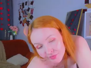JoyceJones's Live Sex Cam Show