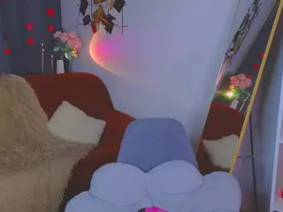 Joyce's Live Sex Cam Show