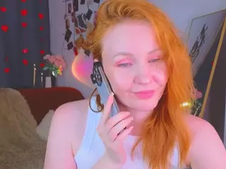 Joyce's Live Sex Cam Show
