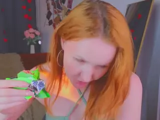 Joyce's Live Sex Cam Show