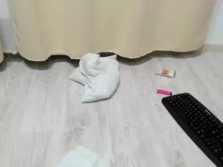 lvmexoxo's Live Sex Cam Show