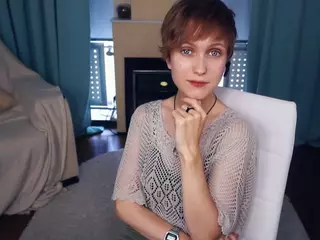Henrietta's Live Sex Cam Show