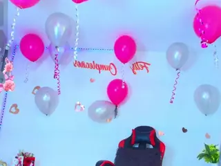 nicolhotx's Live Sex Cam Show