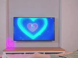 OdelynEvitt's Live Sex Cam Show