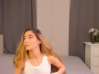 OdelynEvitt's Live Sex Cam Show