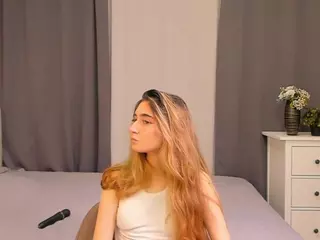 OdelynEvitt's Live Sex Cam Show