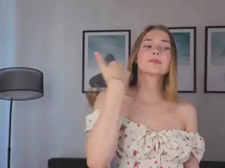 OrvaFoard's Live Sex Cam Show
