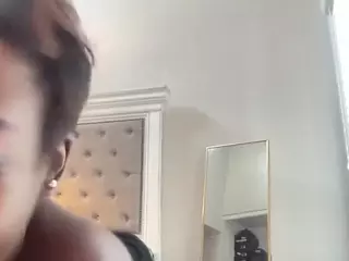 thenaturalbodyhottie's Live Sex Cam Show