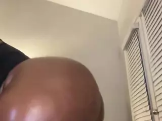 thenaturalbodyhottie's Live Sex Cam Show