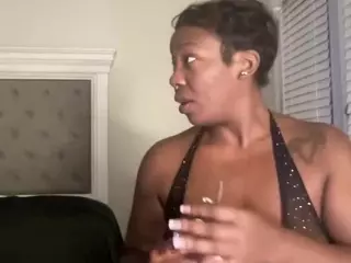 thenaturalbodyhottie's Live Sex Cam Show