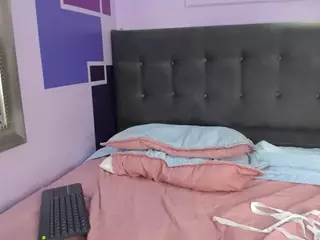 EstrellaDeCarne's Live Sex Cam Show