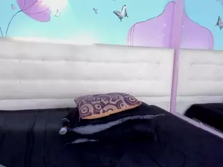 EstrellaDeCarne's Live Sex Cam Show