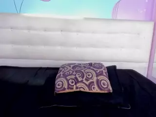 EstrellaDeCarne's Live Sex Cam Show