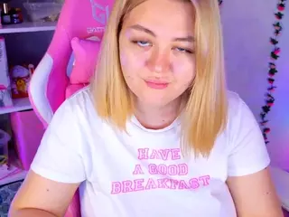 HornyCakee's Live Sex Cam Show