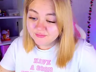 HornyCakee's Live Sex Cam Show