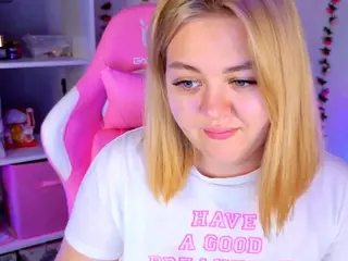 HornyCakee's Live Sex Cam Show