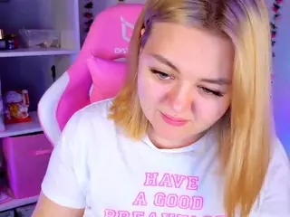 HornyCakee's Live Sex Cam Show