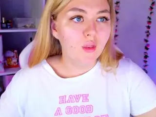 HornyCakee's Live Sex Cam Show