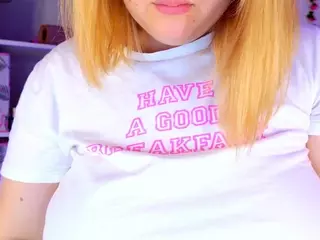 HornyCakee's Live Sex Cam Show